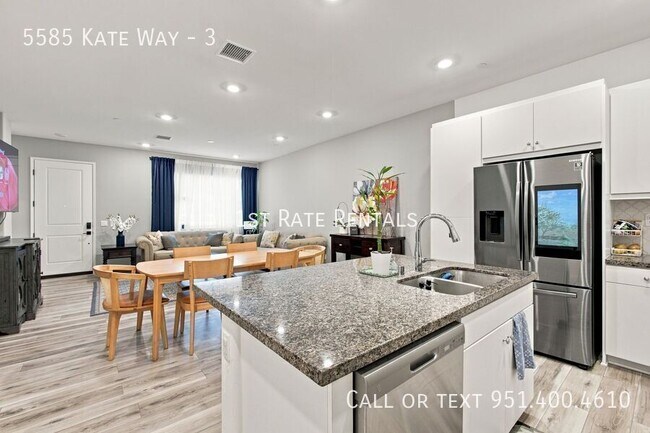 Building Photo - 5585 Kate Way