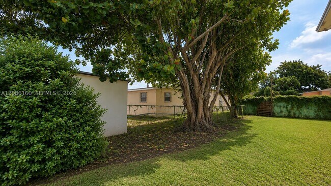 Building Photo - 1537 NW 69th St