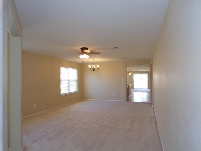 Building Photo - 95 E Wildflower Blvd