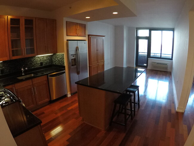 Kitchen Island - 389 Washington St