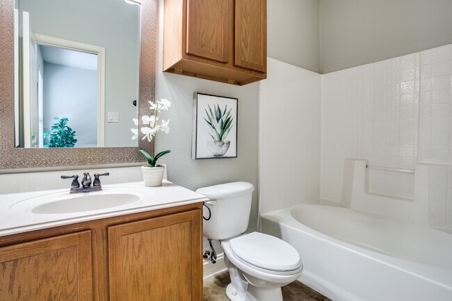 Building Photo - 3125 Waits Ave