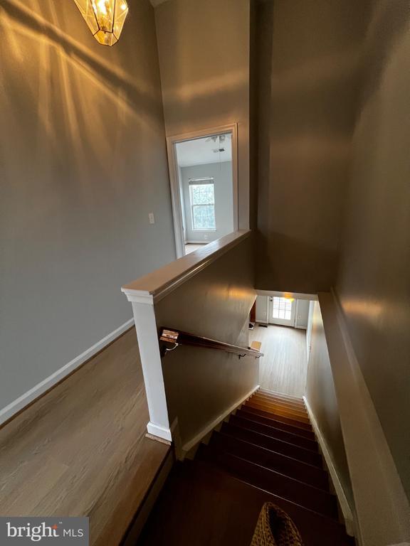 Building Photo - 44211 Litchfield Terrace
