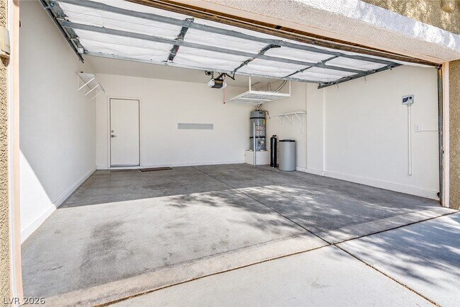 Building Photo - 9750 Southerton St