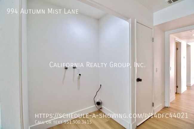 Building Photo - 994 Autumn Mist Ln