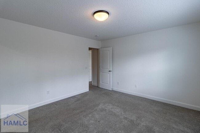 Building Photo - 74 Perlieu Ct