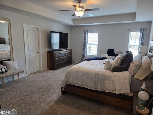 Building Photo - 7539 Knoll Hollow Rd