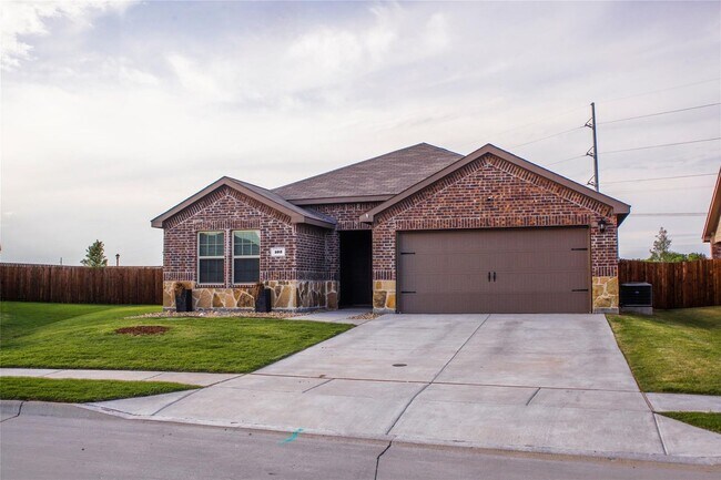 Building Photo - 103 Whirlway Ln