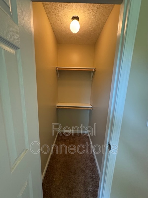 Building Photo - 1819 Bridge St