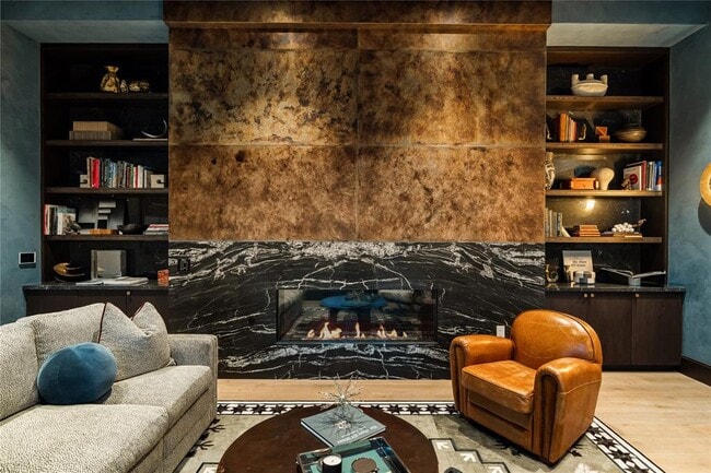 Building Photo - 600 Guadalupe St