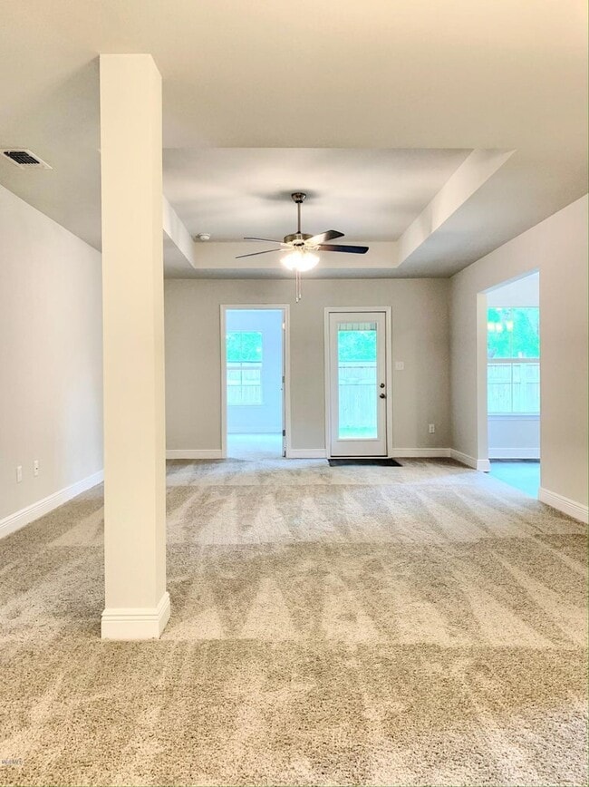 Building Photo - 16509 Lexington Ct