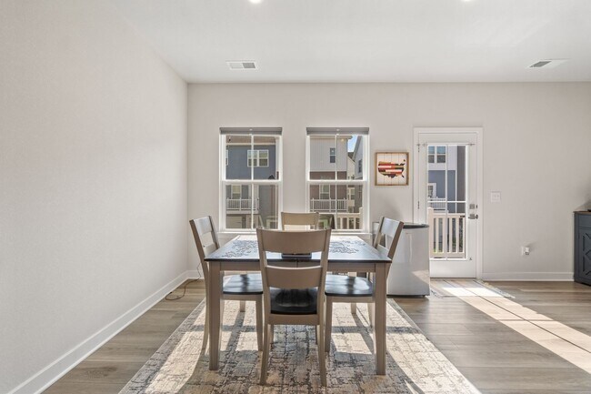 Building Photo - 2694A Azalea Garden Road