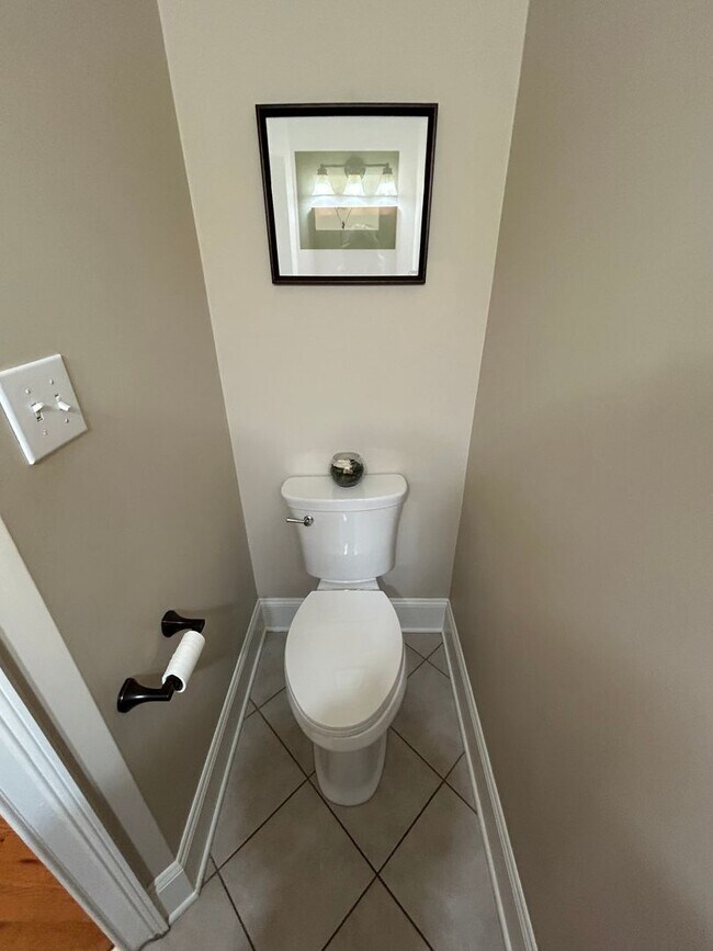 Building Photo - Executive Rental in West Rome $2,595
