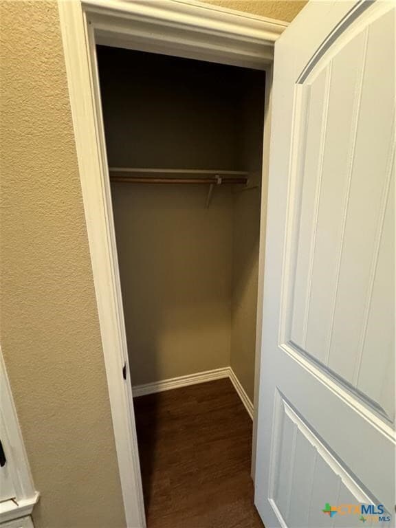 Building Photo - 601 Sladecek Dr