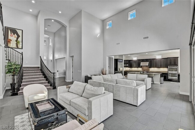 Building Photo - 11 Grand Masters Dr