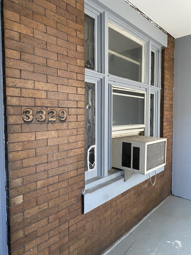 Building Photo - 3329 Jasper St