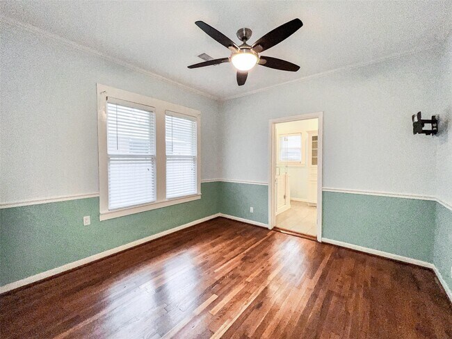 Building Photo - 4035 Michaux St