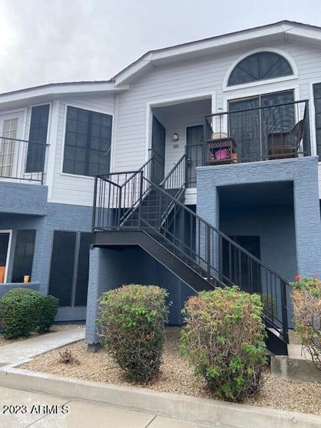 Primary Photo - 2 bedroom @ 47th Ave & Olive