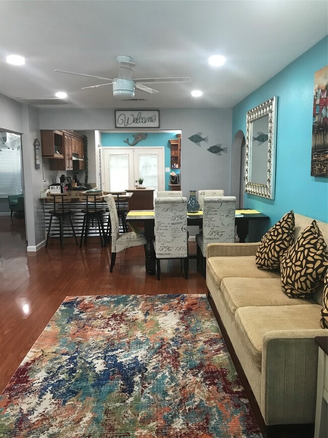 Building Photo - 2319 56th St