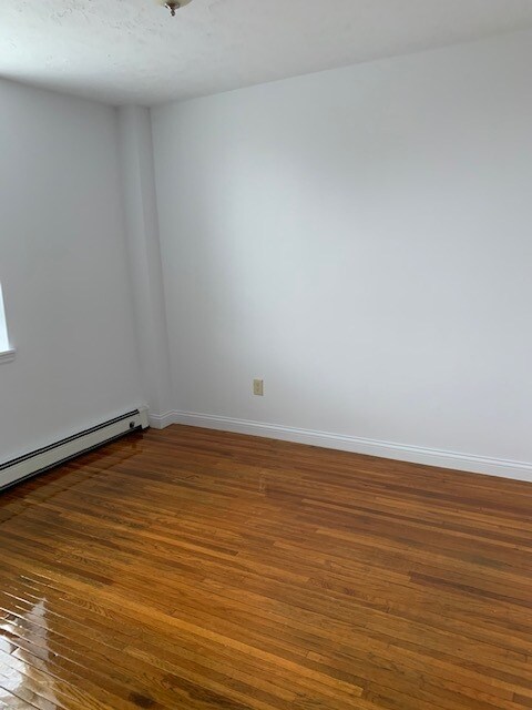 Building Photo - 1402 Locust St