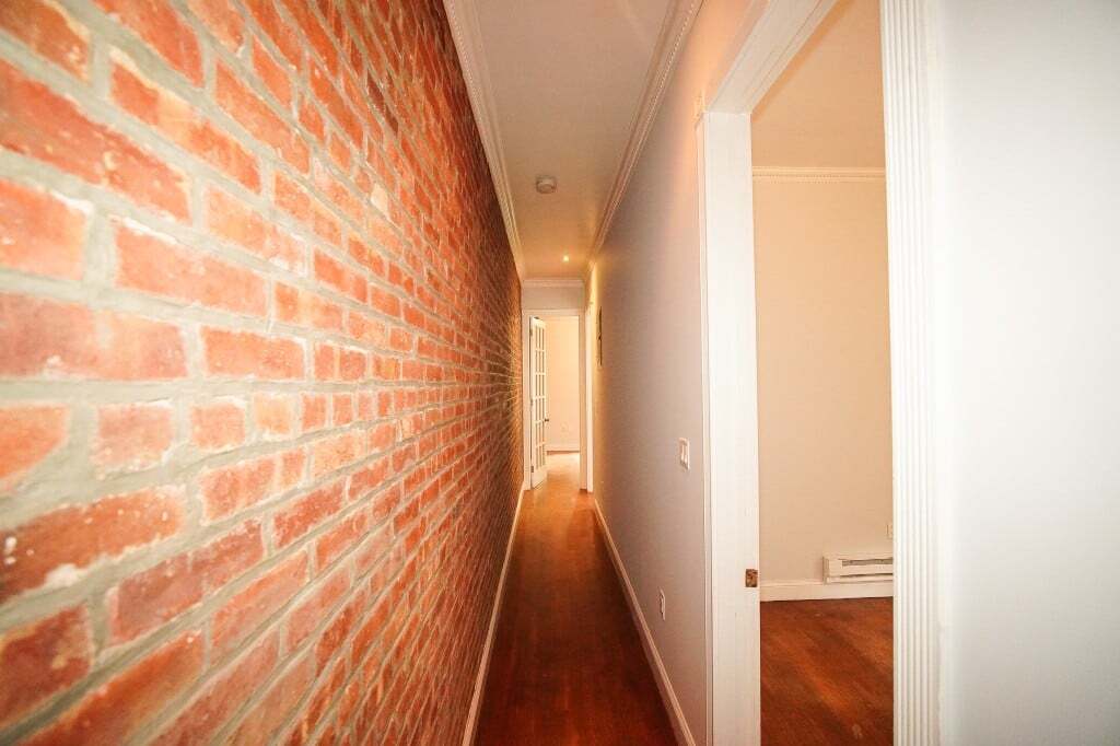 Building Photo - 9 W 103rd St