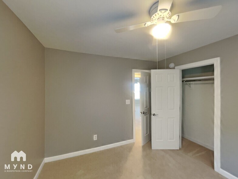 Building Photo - 2412 Farlow Gap Ln