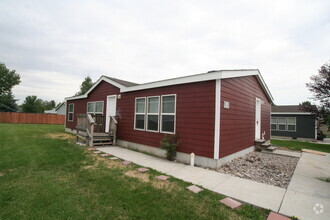 Building Photo - 3 Bed 2 Bed Module home in Babcock Vista