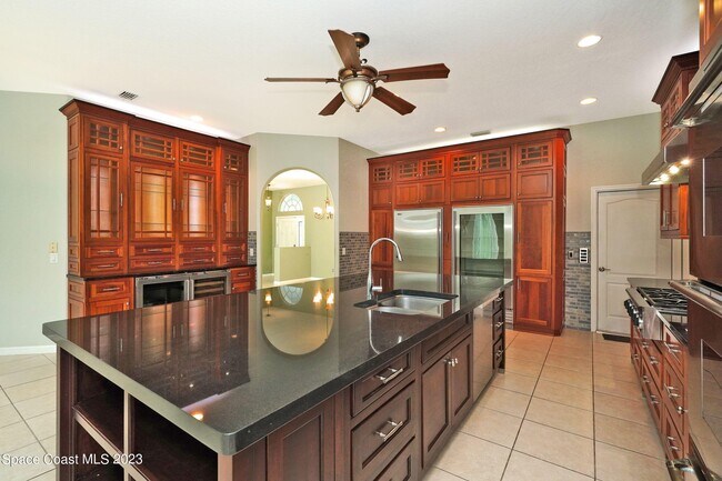 Building Photo - 1521 Wilmington Dr