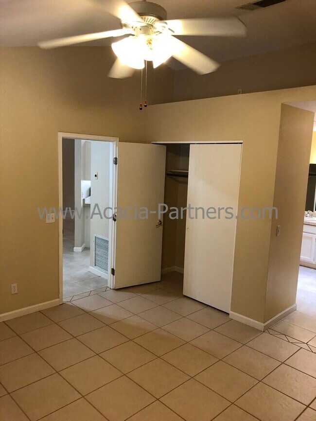 Building Photo - Three Bedroom/Two Bath Home