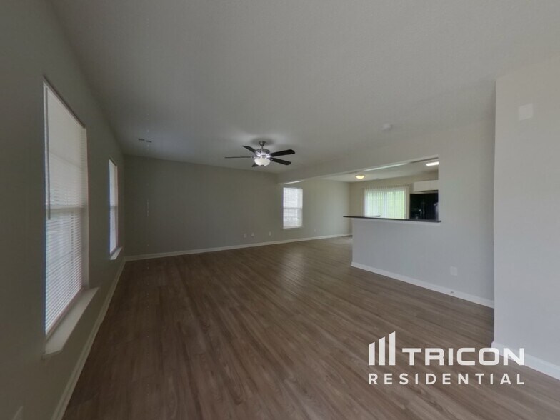 Building Photo - 10520 Katie Creek Ct