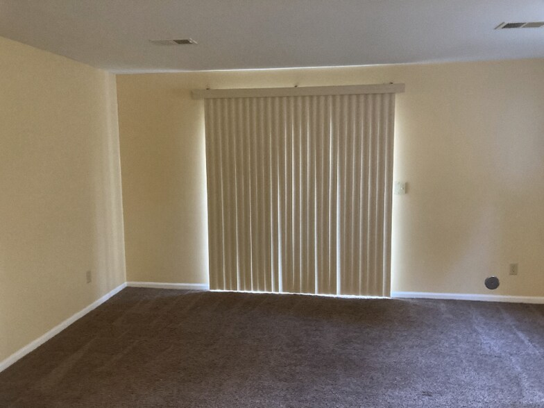 Building Photo - 6257 Smith Rd