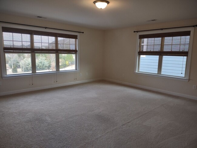 Building Photo - Beautiful home located in the Millbridge C...