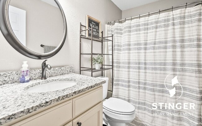 Building Photo - 16 Brindlewood Dr