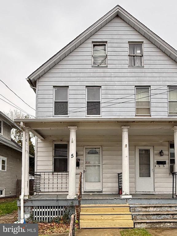 Building Photo - 5 Craven Ave