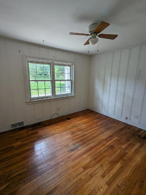 Building Photo - 208 Tremont Dr