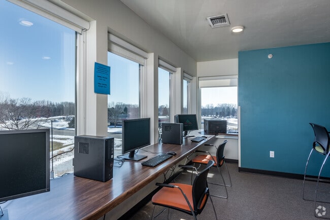 PC Lab - Tech Village