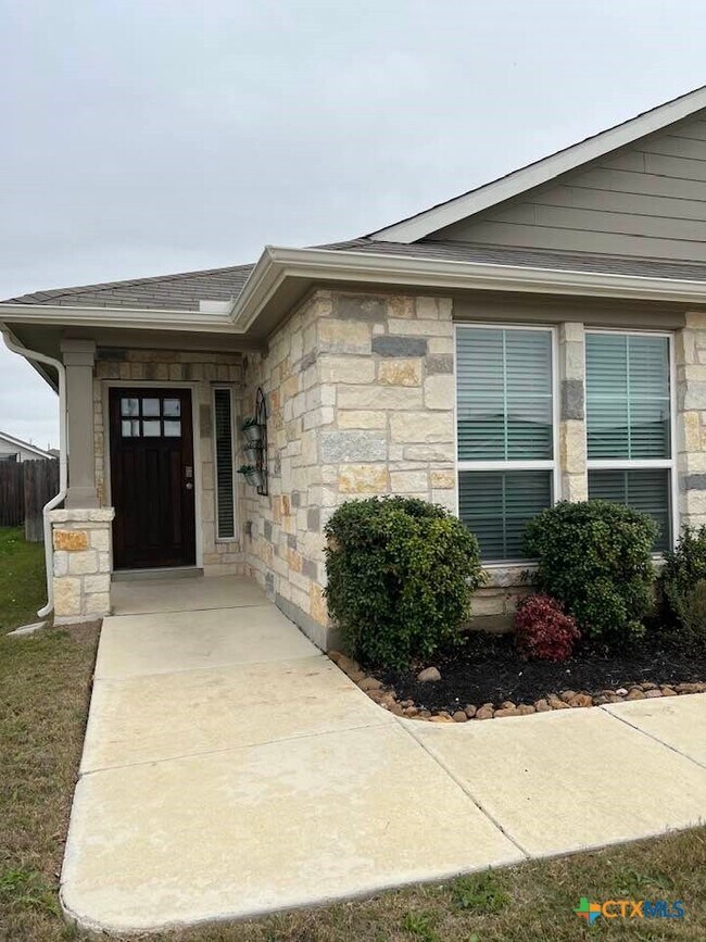 Building Photo - 448 Mallow Dr