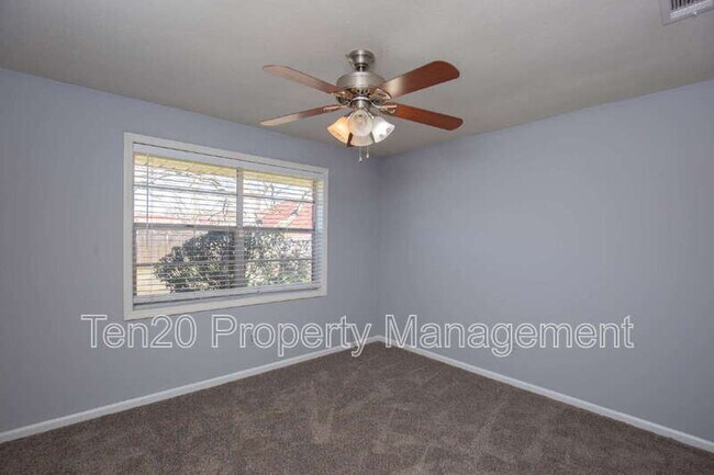 Building Photo - 6219 Stoneway Dr