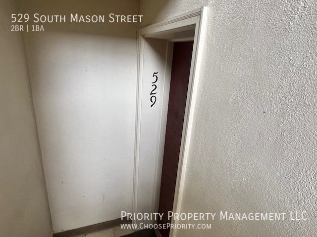 Building Photo - 529 S Mason St