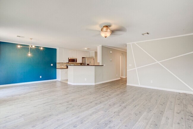 Building Photo - Status: Accepting Applications