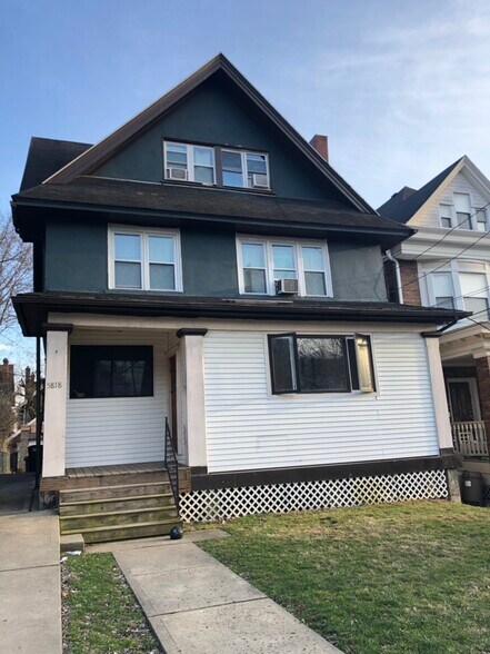 Building Photo - 5818 Hobart St