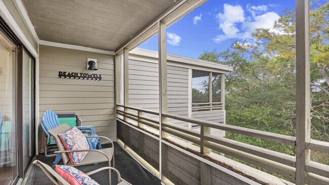 Building Photo - 415 Ocean Creek Dr