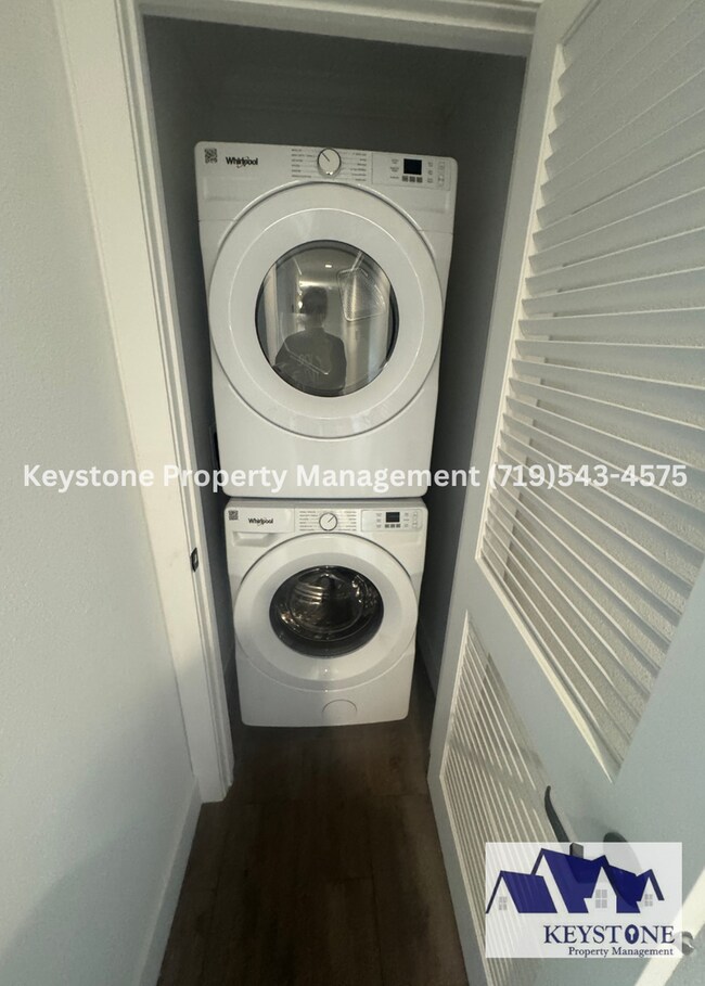 Building Photo - 632/634 Edna Lane