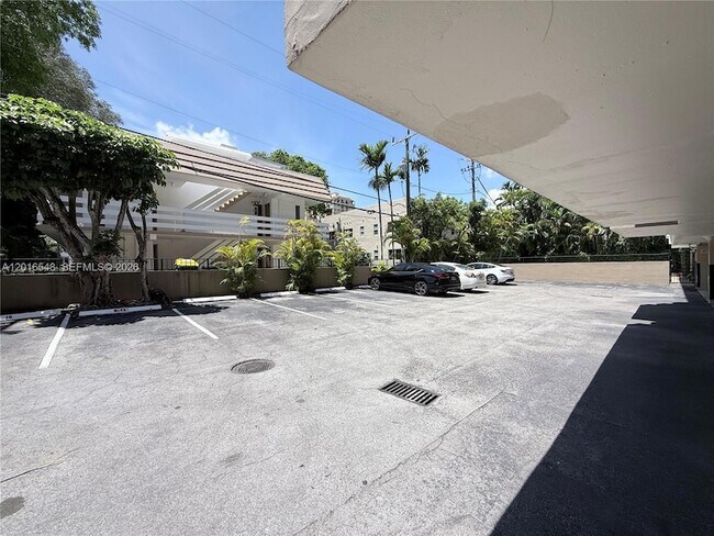 Building Photo - 110 Salamanca Ave