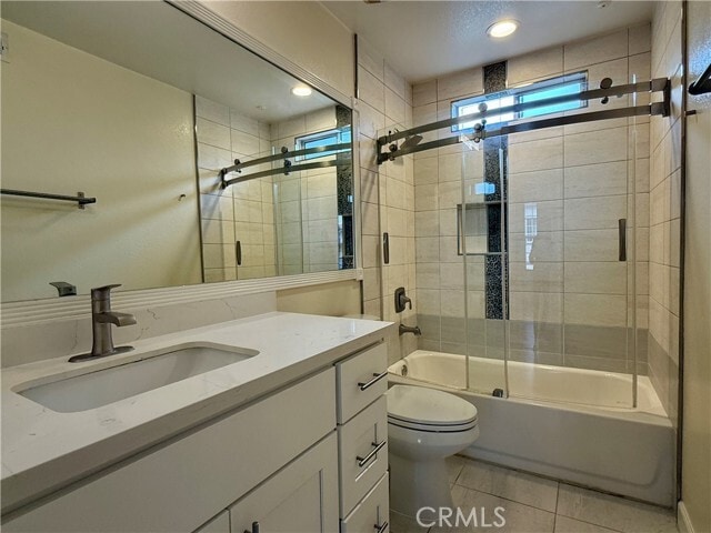 Building Photo - 4 Vía Ermitas