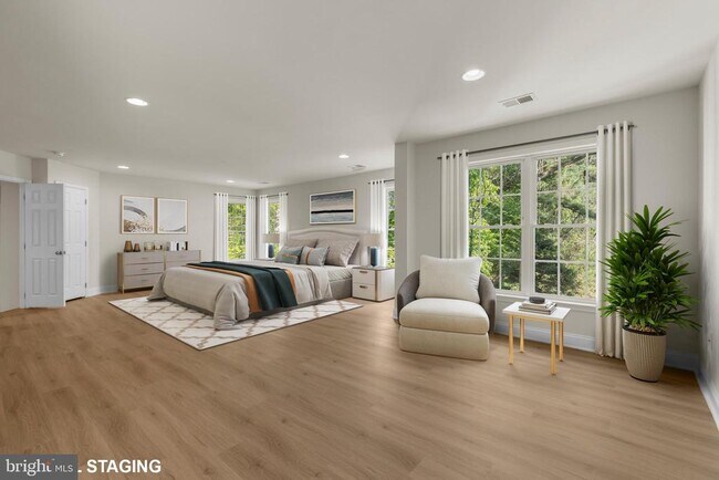 Building Photo - 9724 Centennial Meadows Ln