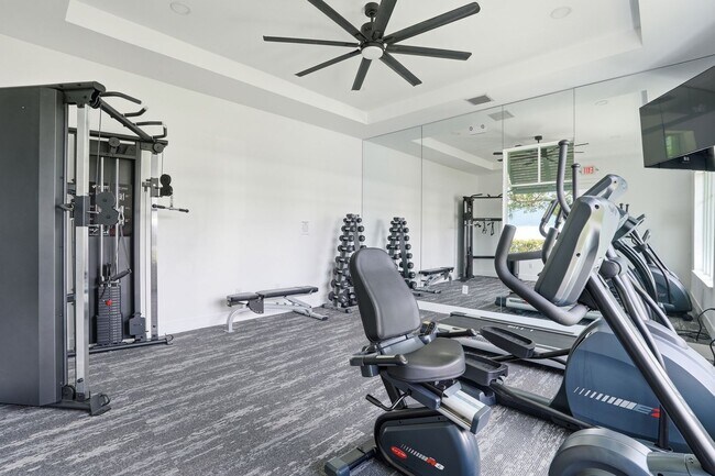 Building Photo - Fully Furnished 3 Bedroom, 3.5 Bath Townhome