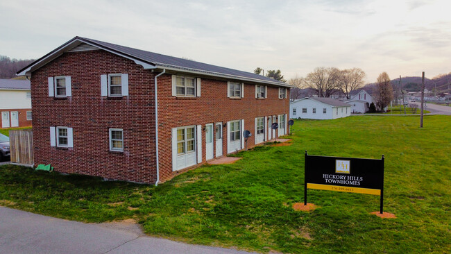 Primary Photo - Hickory Hills Townhomes