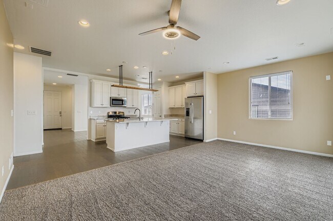 Building Photo - 9740 Aberdale Ct