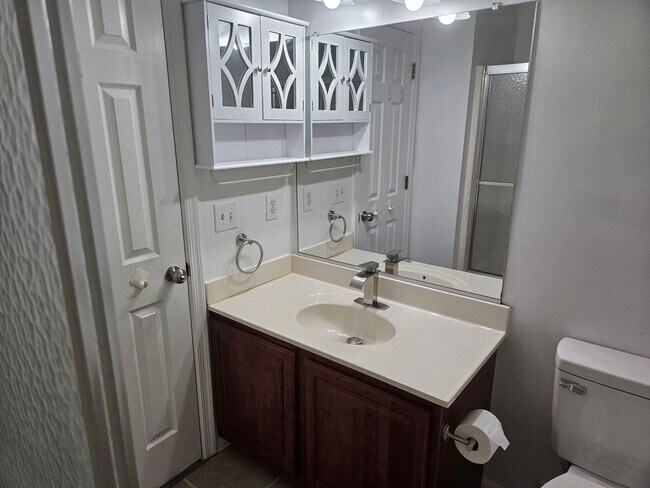 Building Photo - 13 Tidal Ct