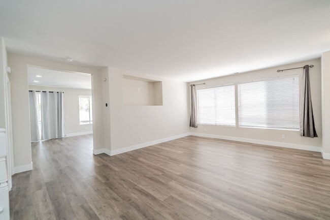 Building Photo - Welcome to 40048 Malacca Way, Murrieta – Y...
